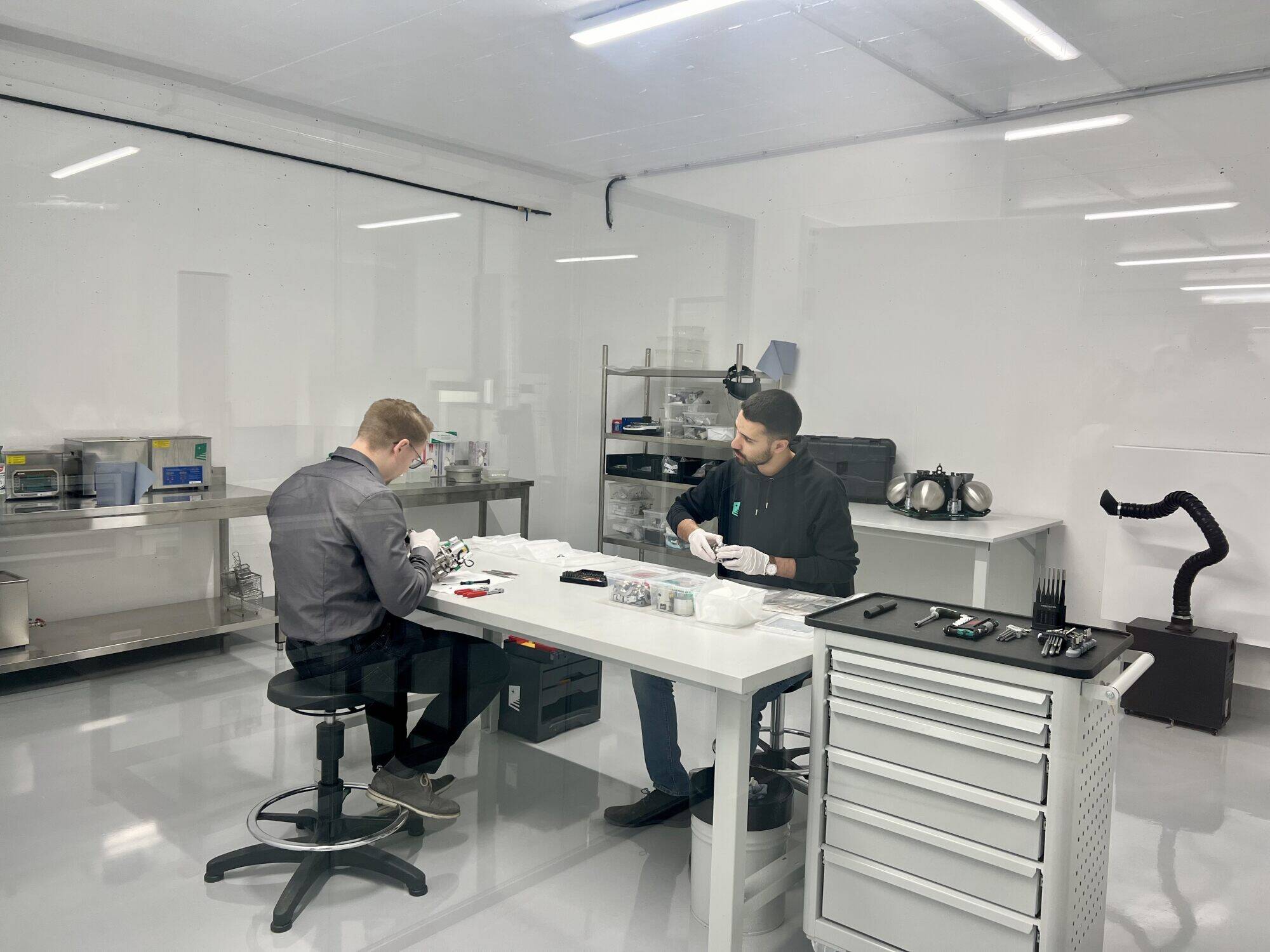 Eine der geschaffenen Laborräumlichkeiten im VIE Space Hub, wo Start-ups wie GATE Space ihre Anwendungen entwickeln können. Foto: Anna Kindlmann